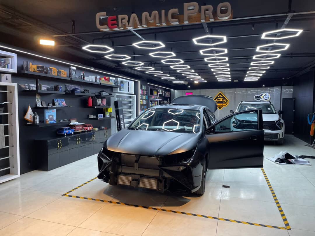 کیلینیک زیبایی خودرو کارنیولند بهادر چراغیان در همدان