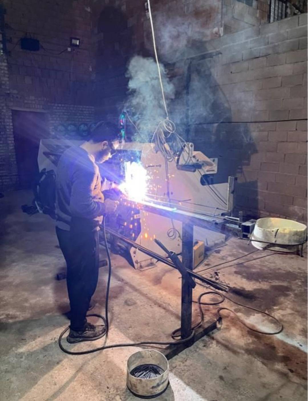 تولید فروش فنس و سیم خاردار صادقی در گرگان