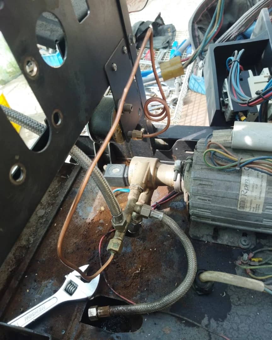 تولید و فروش شلوار پارچه ای مردانه کلاسیک و ساده یاری گران زندگی در کوهدشت