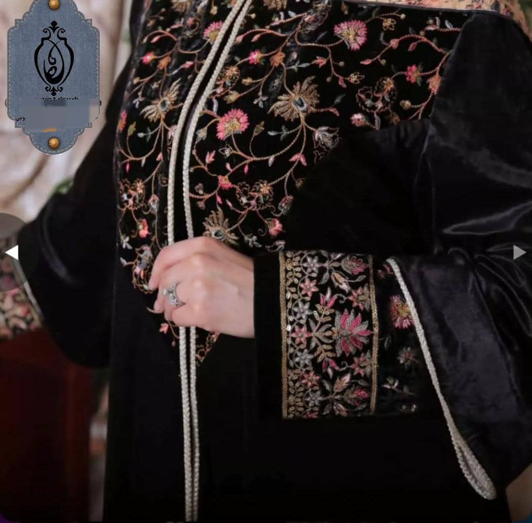 مزون مانتو مجلسی و عبا بالواسه در مشهد