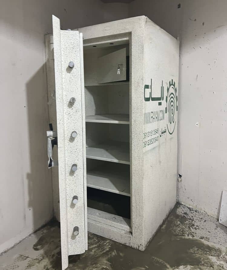 ساخت و فروش گاو صندوق آسانسوری رایان مقیمیان در شیراز