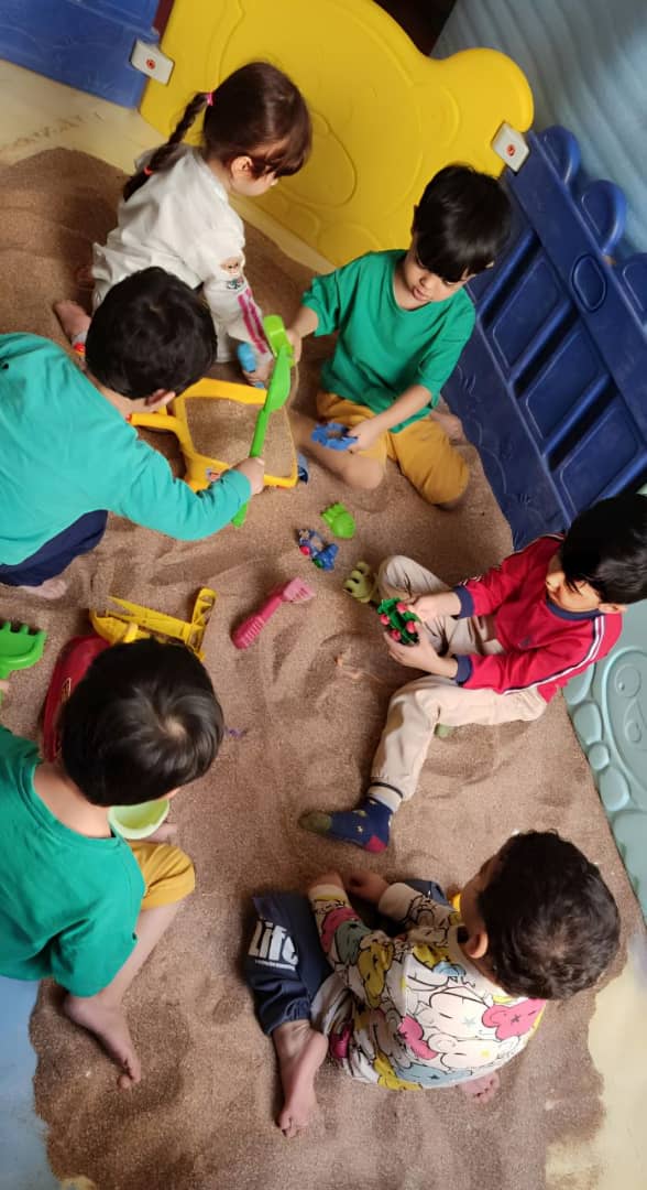 مهد و پیش دبستانی غیر انتفاعی باب اسفنجی در زابل