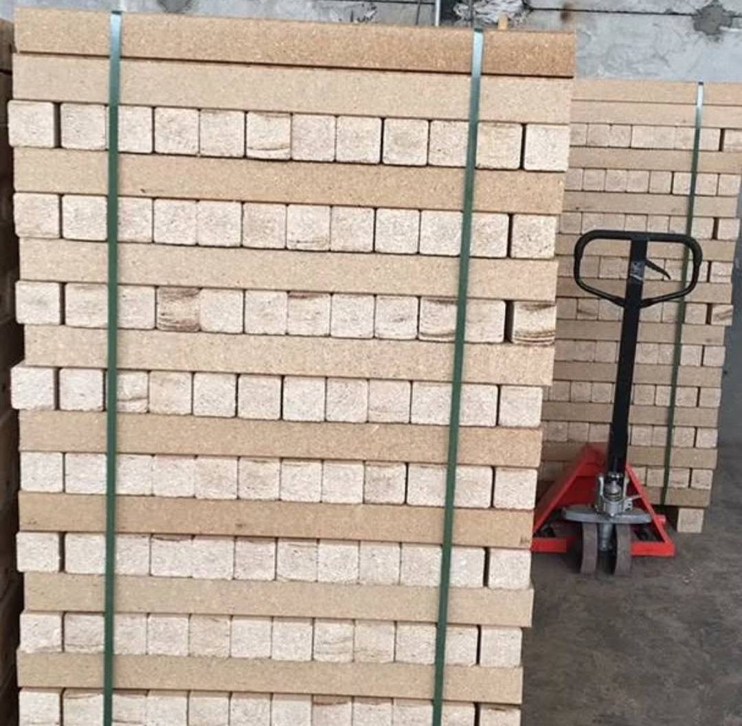 ساخت ماشین آلات پالت چوبی و پرسی لوتوس پالت در نجف آباد