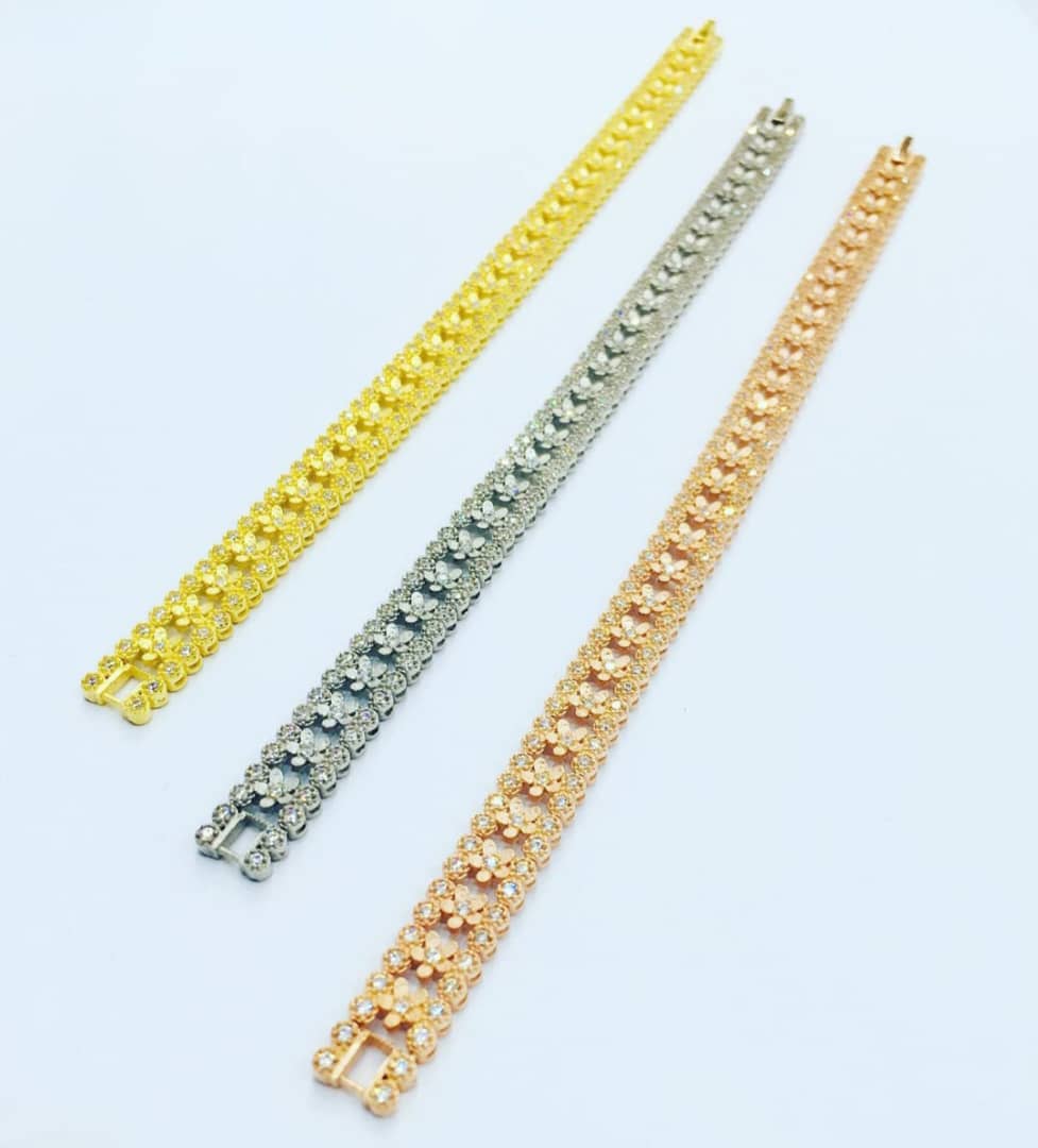 زرگری کریمی در خیابان امام یزد