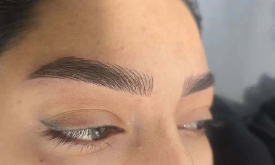 سالن زیبایی و آرایش دائم آی تک در خاش زاهدان