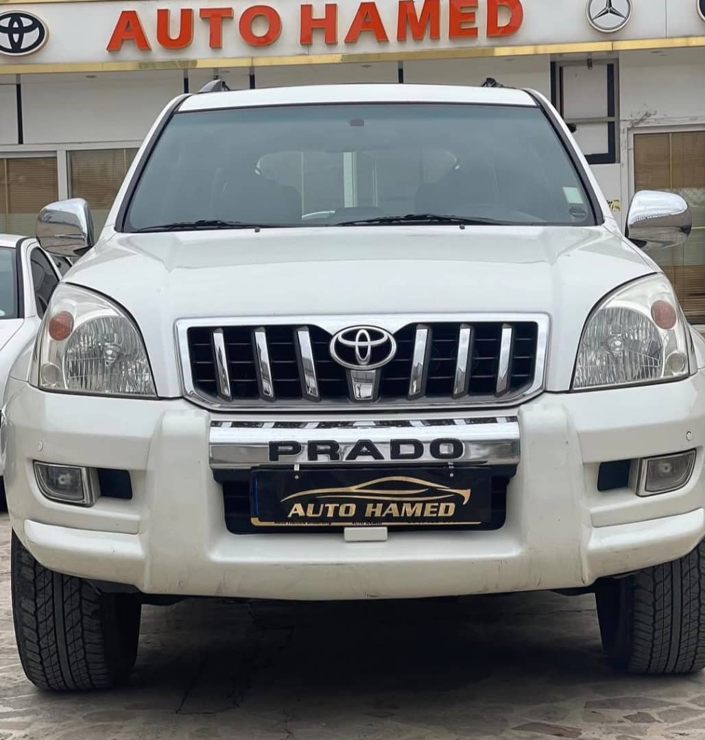 نمایشگاه ماشینهای ایرانی و خارجی اتو حامد شبرنگ جاده رشت به تالش