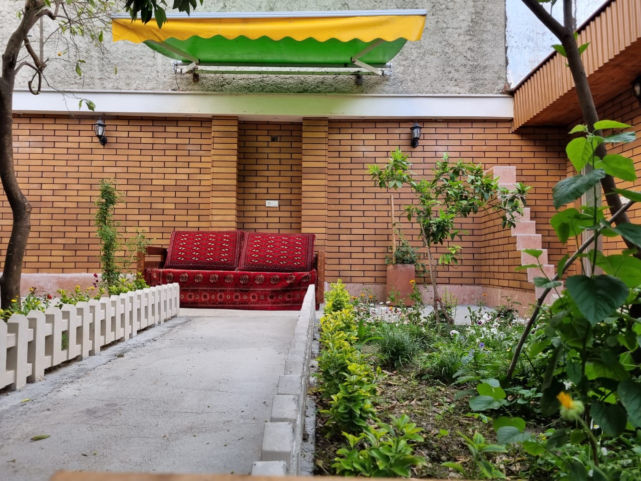 اقامتگاه بی بی گل در کردکوی