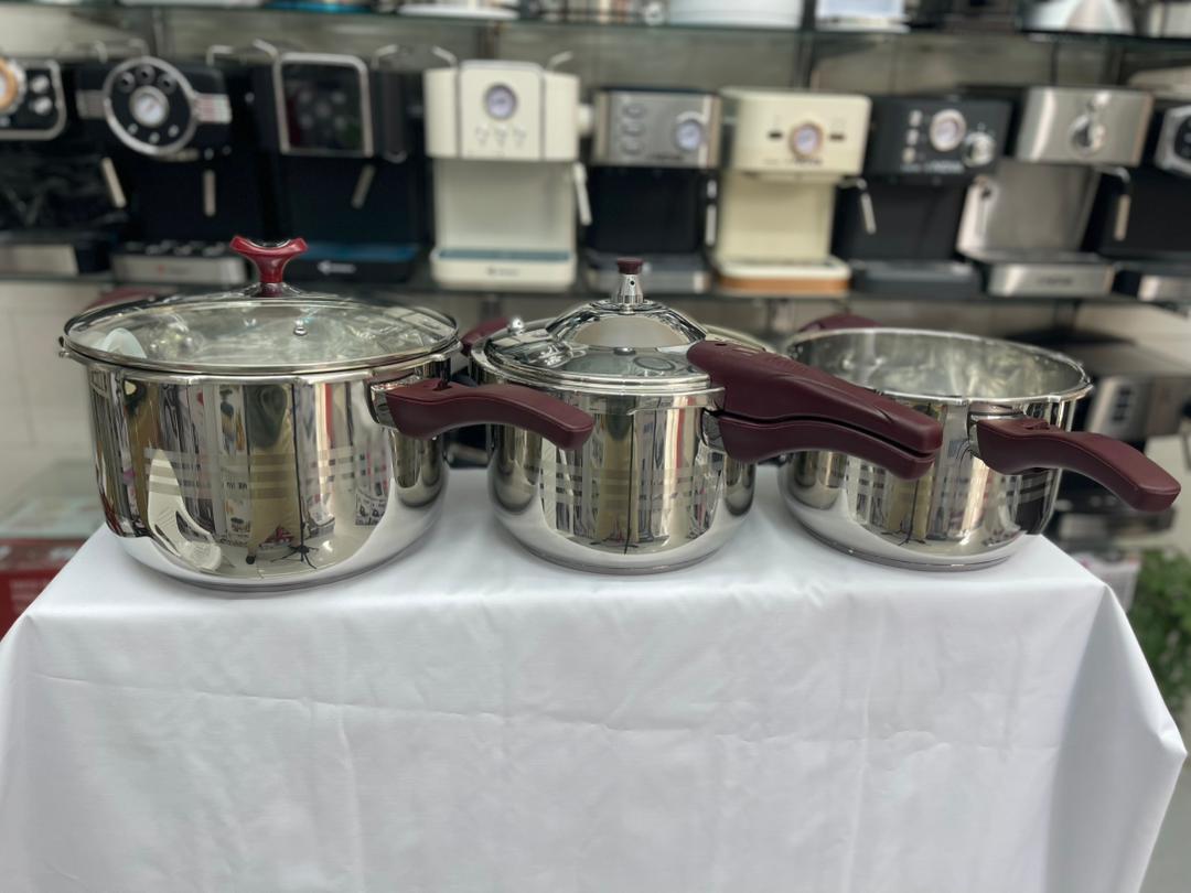 واردات و پخش لوازم خانگی جوهری در بندر گناوه