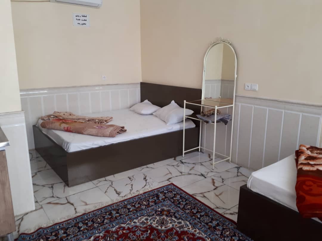 مجموعه اقامتی سنتی آسایش در قم