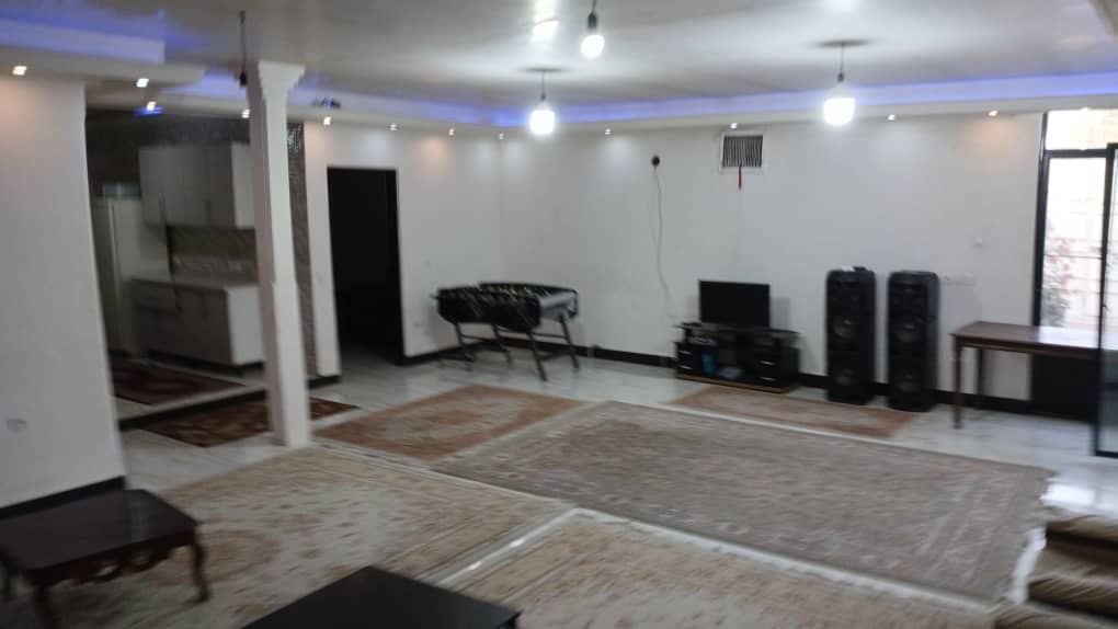 اجاره ویلا باغ استخردار کرمی در کرج