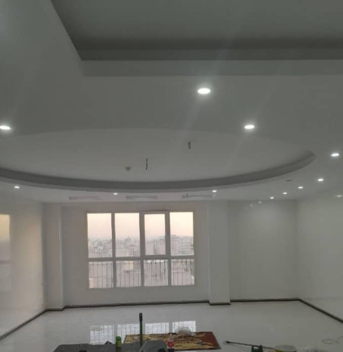 نقاشی ساختمان شقایق در کرج