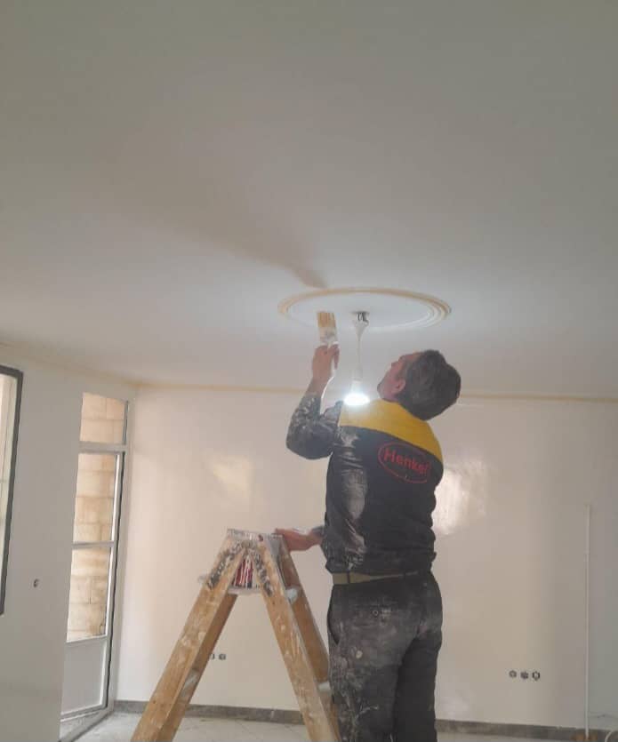 نقاشی ساختمان شقایق در کرج