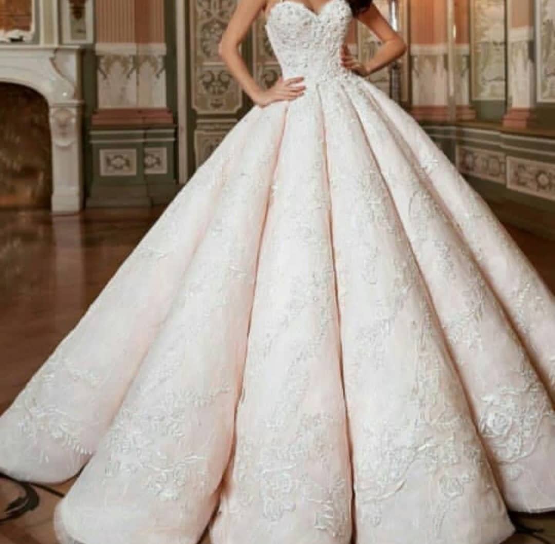 آموزشگاه خیاطی و طراحی لباس تندیس در لاهیجان