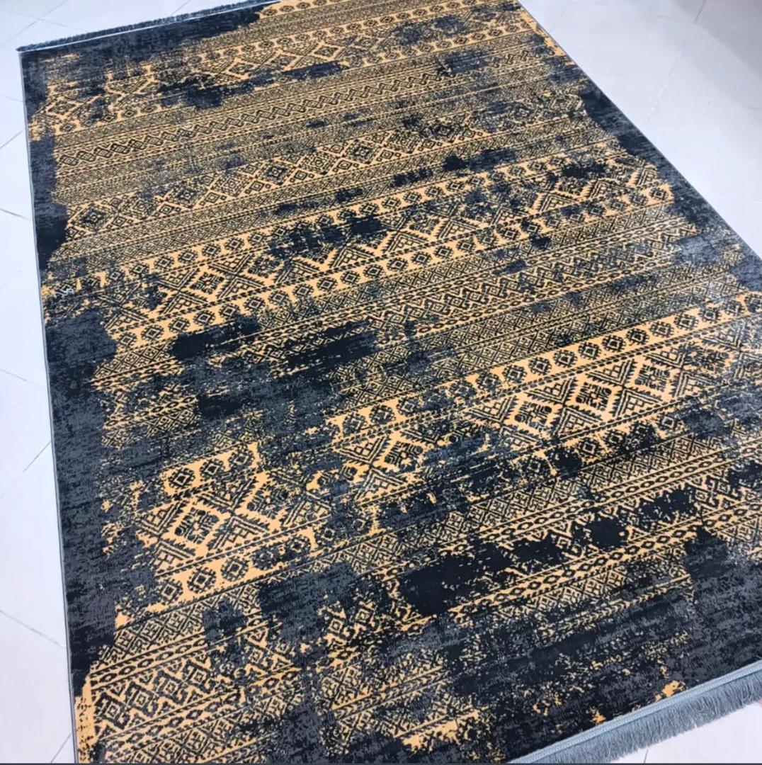 فروشگاه تخفیفی فرش موکت عارفی در ملایر