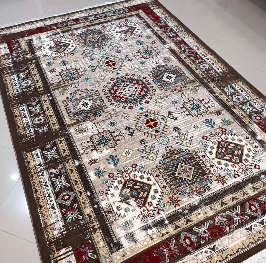 فروشگاه تخفیفی فرش موکت عارفی در ملایر