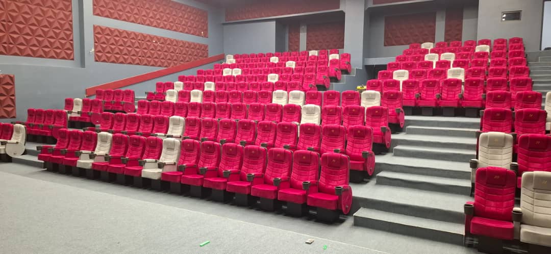 تولید و فروش صندلی سینما و همایش پدیده در تهران