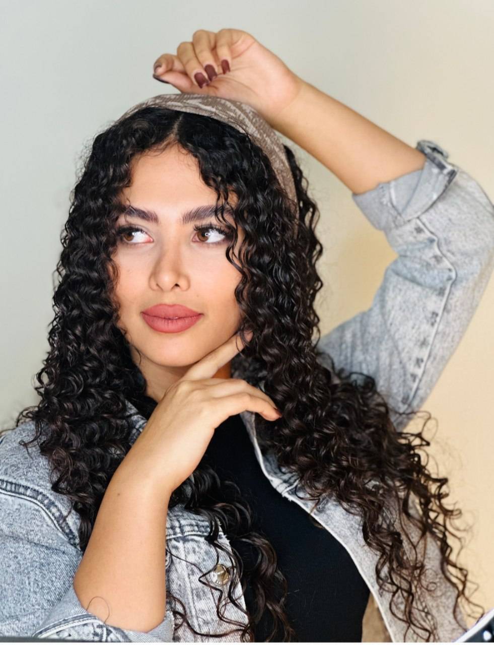 آموزش خدمات فردائم و احیا مو فرفری شو در عظیمیه کرج