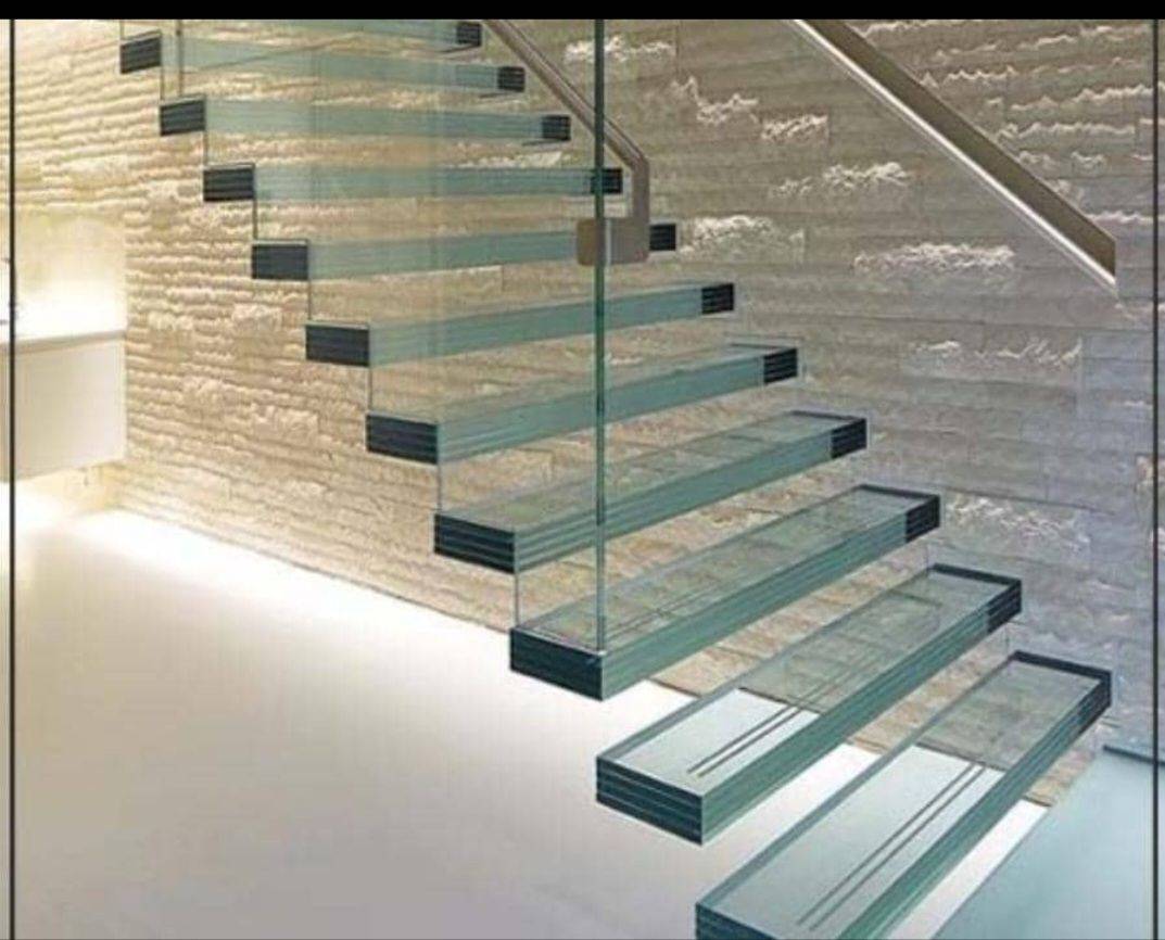 تولید و فروش شیشه سکوریت ضدگلوله و لمینت پارتیشن اداری کفایی در کرج