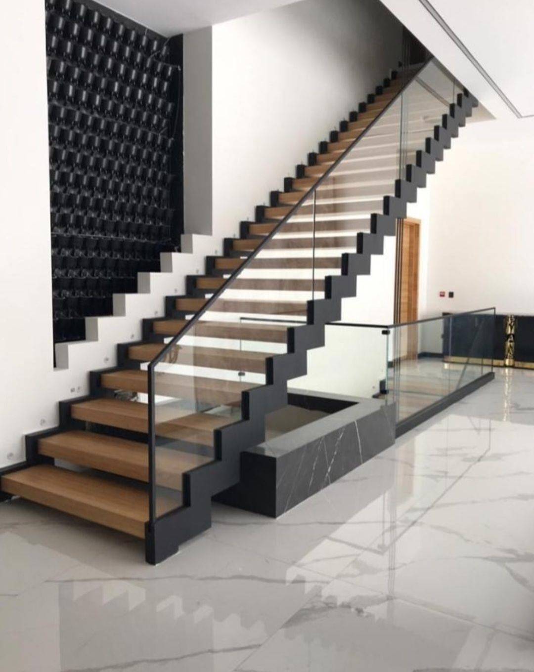 تولید و فروش شیشه سکوریت ضدگلوله و لمینت پارتیشن اداری کفایی در کرج