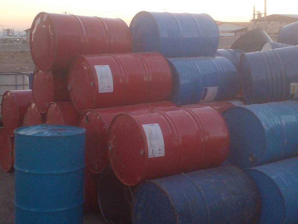 مرکز خرید و فروش ضایعات بشکه پلاستیکی و فلزی صولتی در ساوه