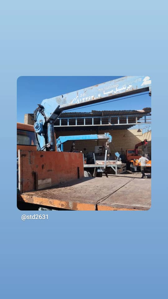 تعمیرگاه کامیون مرسدس بنز نگین سرچشمه در یزد