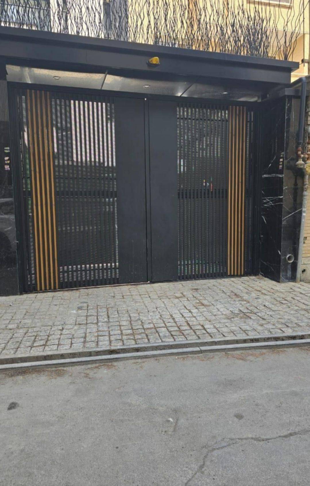 جوشکاری درب و پنجره فلزی نصیری در اصفهان