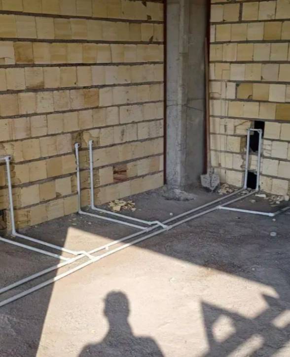 تاسیسات ساختمان و تعمیرات پکیج آذرخش ایمان در رشت