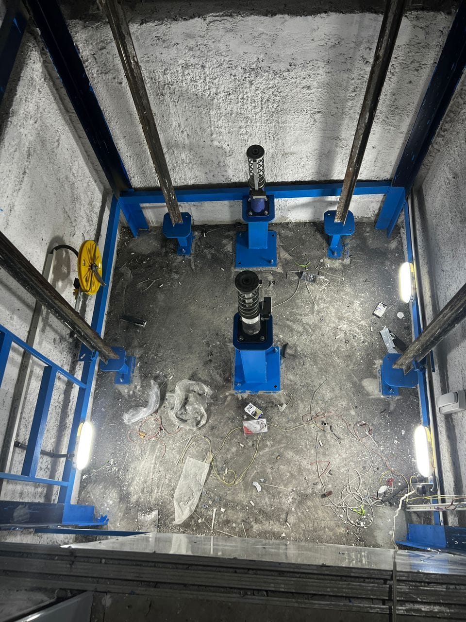 سرویس و نگهداری آسانسور بالان آسانسور زاگرس در میناب