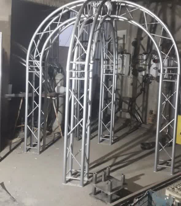 تولید و نصب اسپیس فریم و سازه نور در اکرم آباد یزد