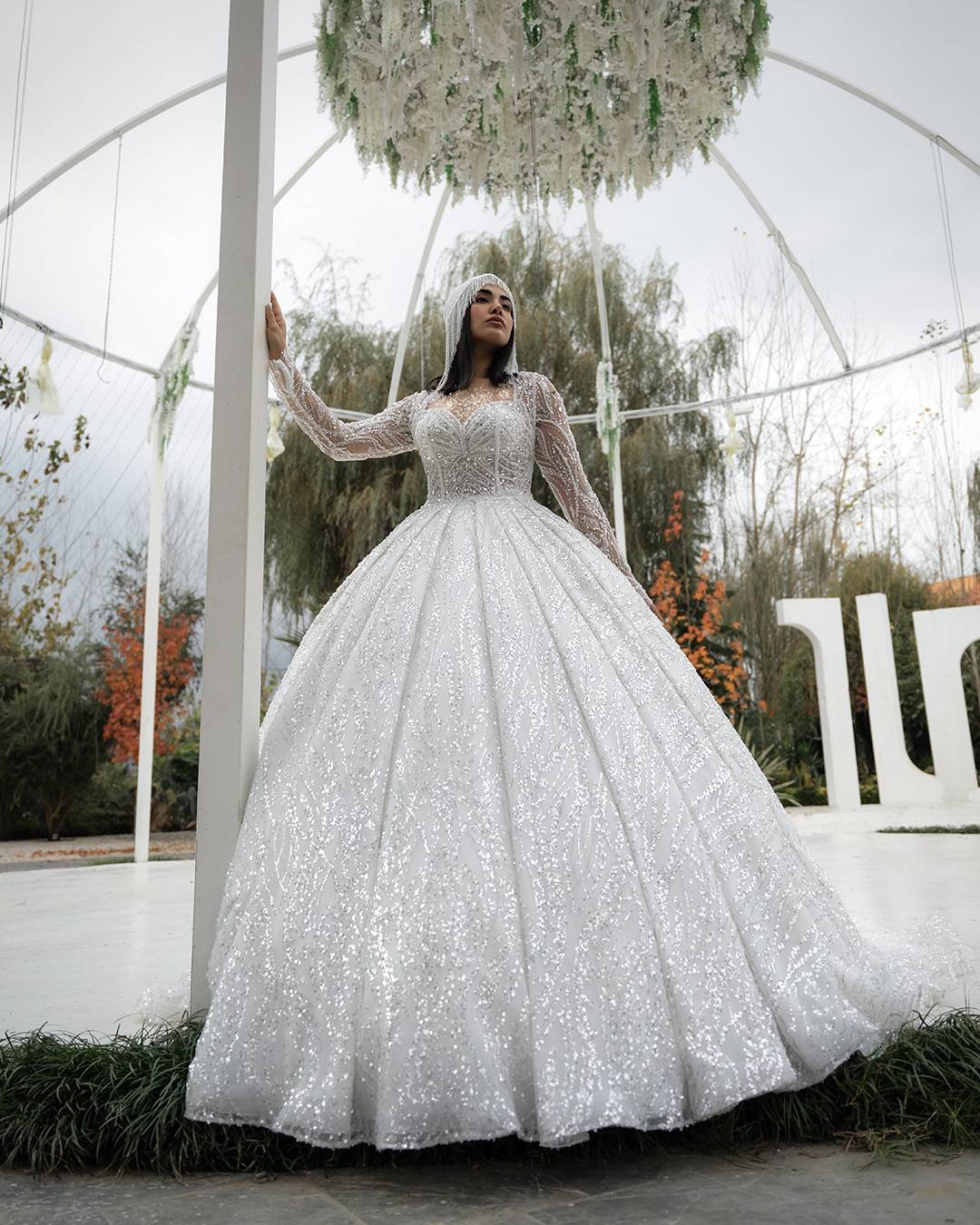 مزون لباس عروس و مجلسی inovia در آمل