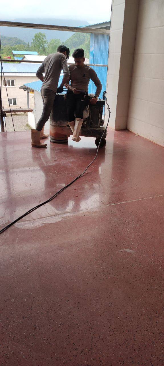 اجرای کفپوش اپوکسی صنعتی عمران صنعت سازان SARAL در بندرعباس