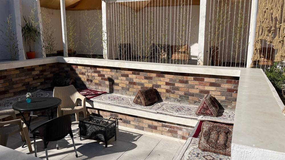 کافه فست فود دارنگ در جهرم