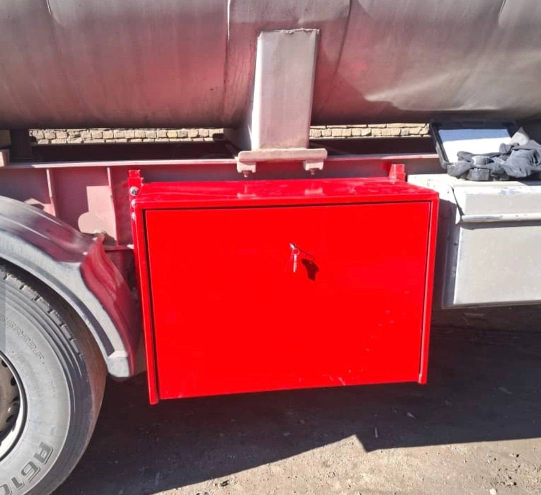 جعبه ترانزیت و تریلی صمدزاده در تبریز