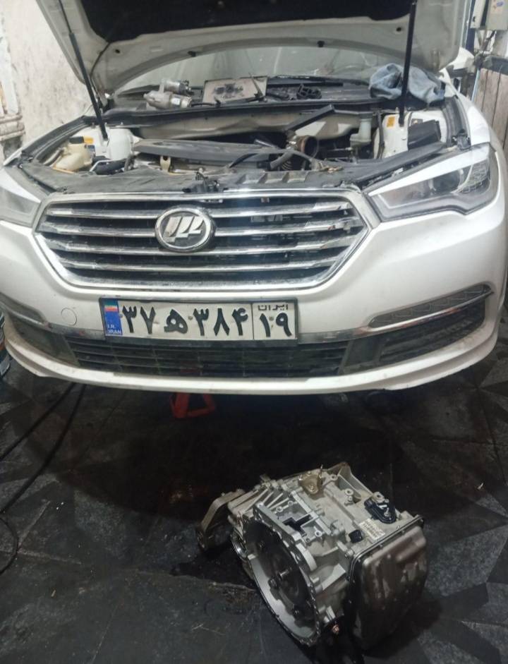 مرکز تخصصی تعمیر گیربکس اتوماتیک محمد در همدان