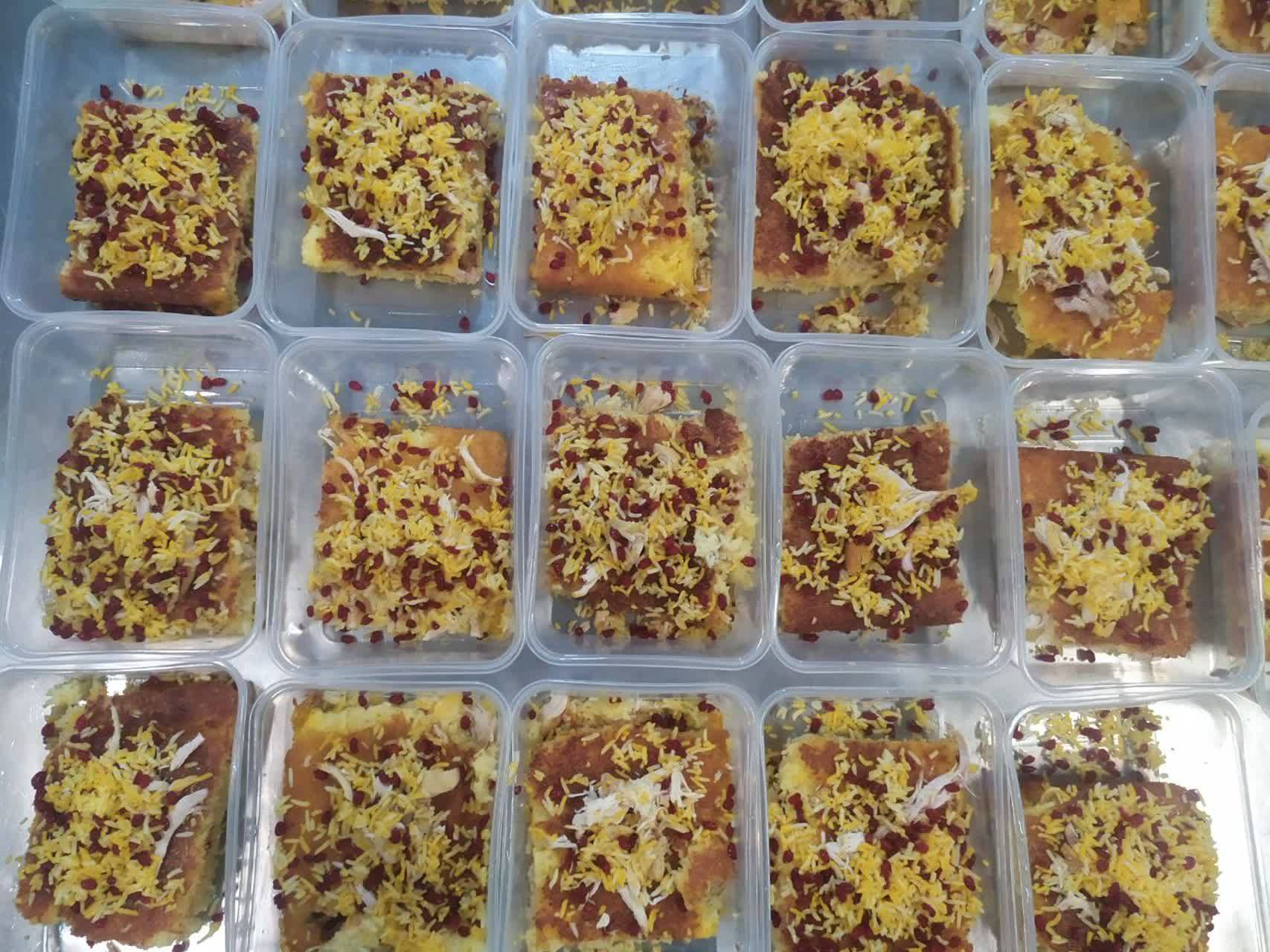 تهیه غذای خانگی آقاجون در کالج تهران