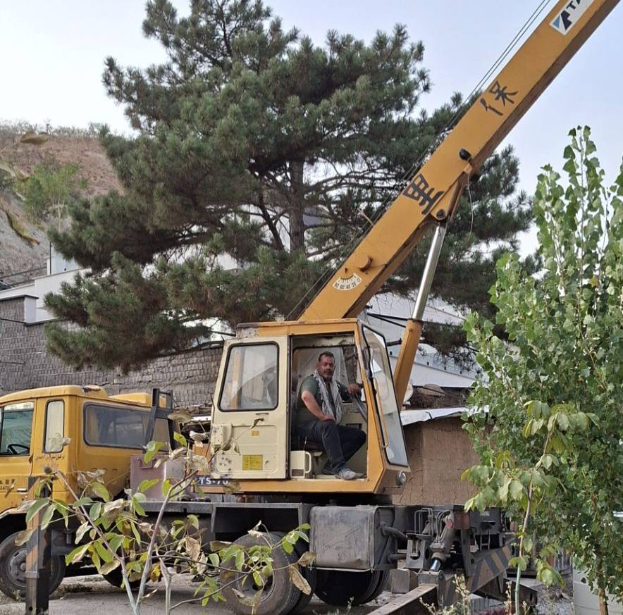 اجاره و خدمات جرثقیل سیروس احمدی در لواسان