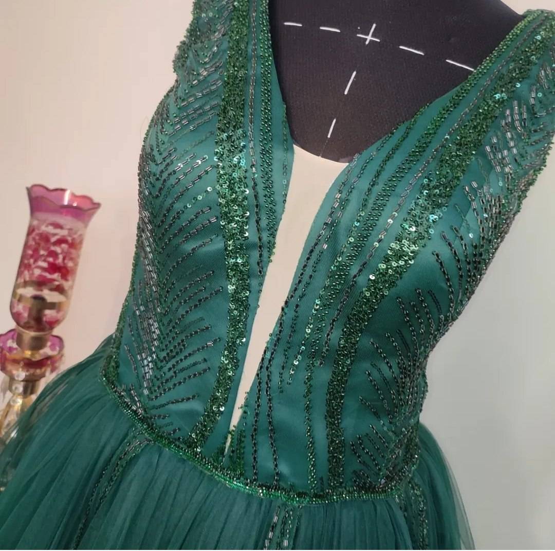 آموزشگاه فنی حرفه ای خیاطی الیناز در منطقه 14 تهران