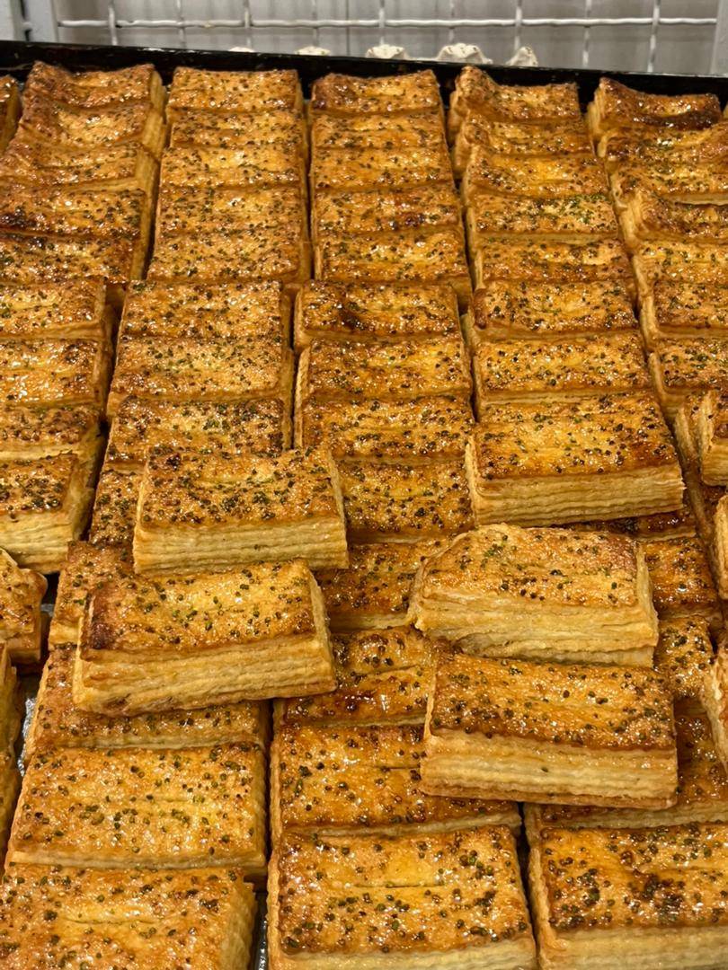 کیک خانگی عسل در ارومیه