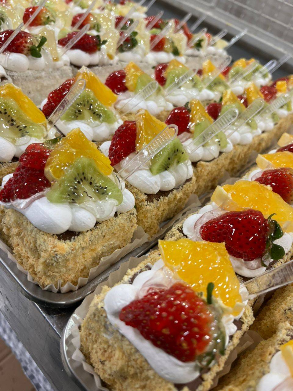 کیک خانگی عسل در ارومیه