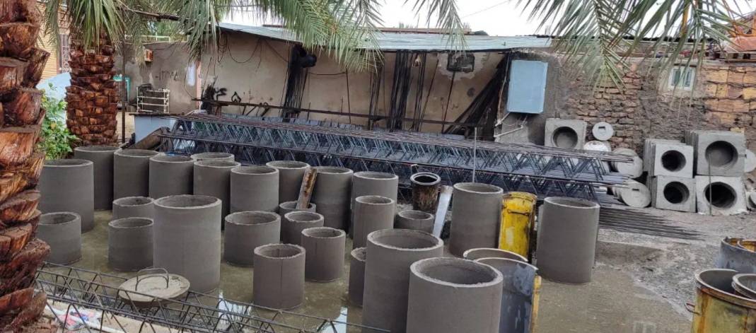 کارگاه تولید تیرچه بلوک و قطعات بتنی استحکام ایزدپناه در بم