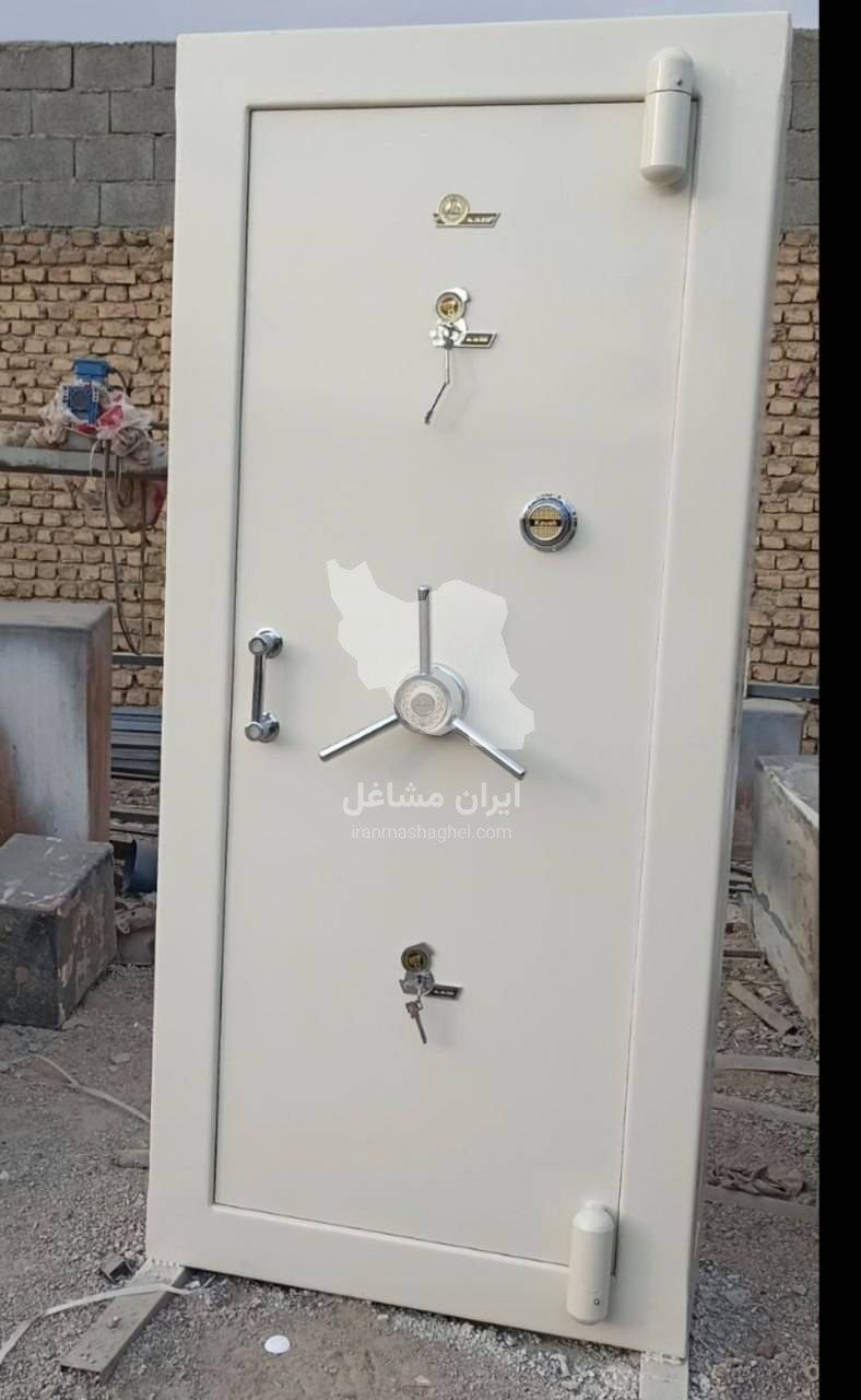 گاوصندوق آسانسوری طلافروشی آذرفرد در پاکدشت