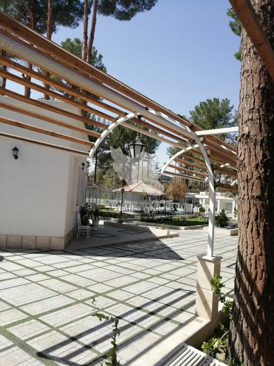 پیمانکاری ساختمان پارسیان سقف در بیرجند