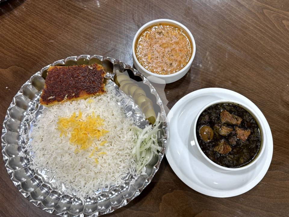 رستوران ذکاوت در قوچان