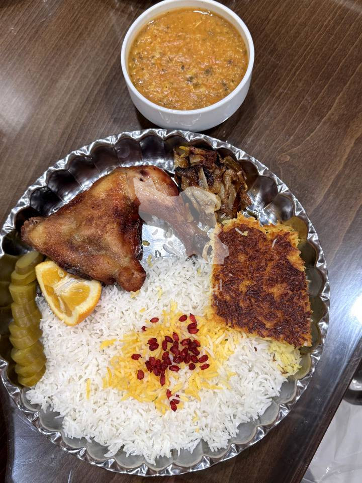 رستوران ذکاوت در قوچان