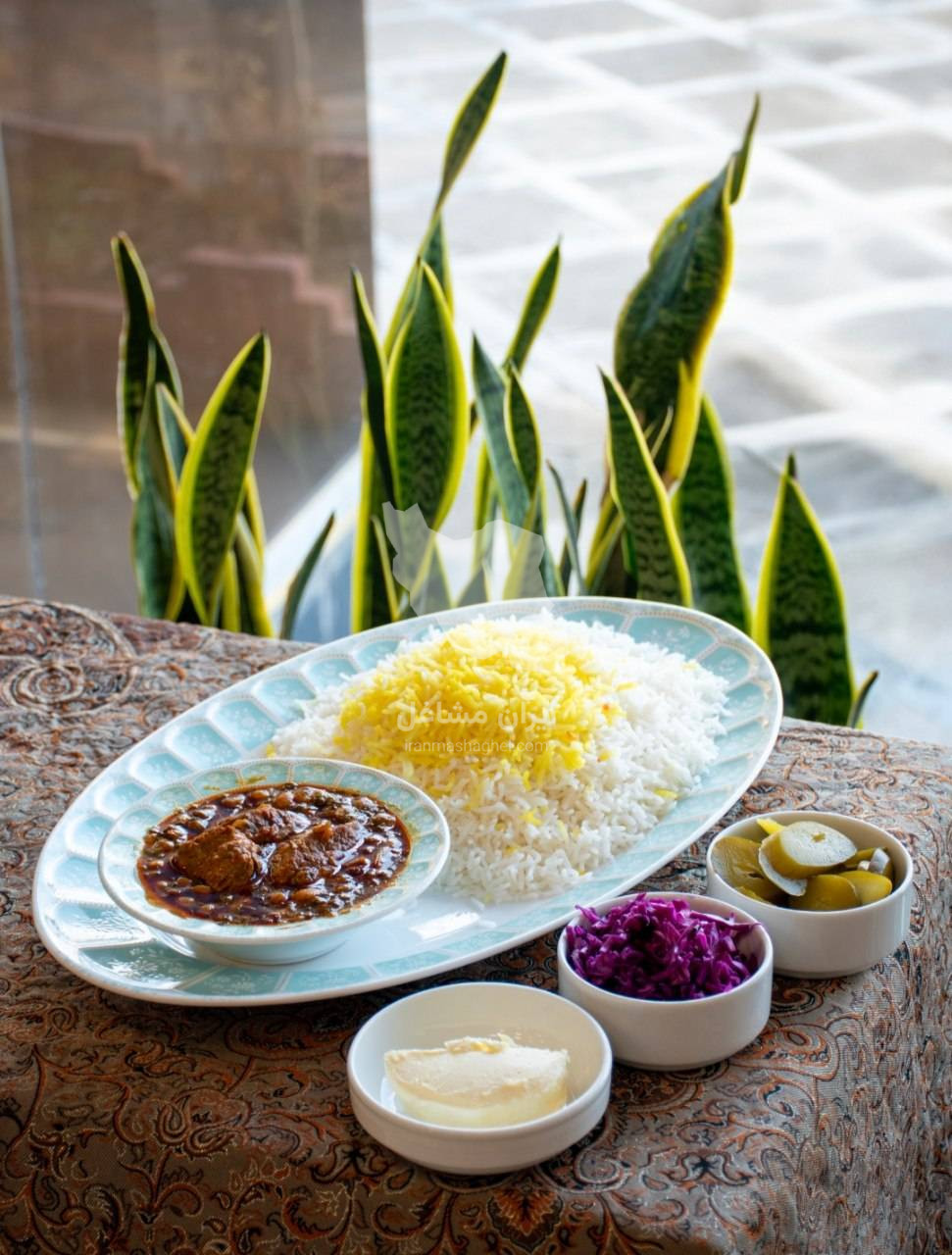 رستوران و کباب سرای زیبا سرا در کلیبر