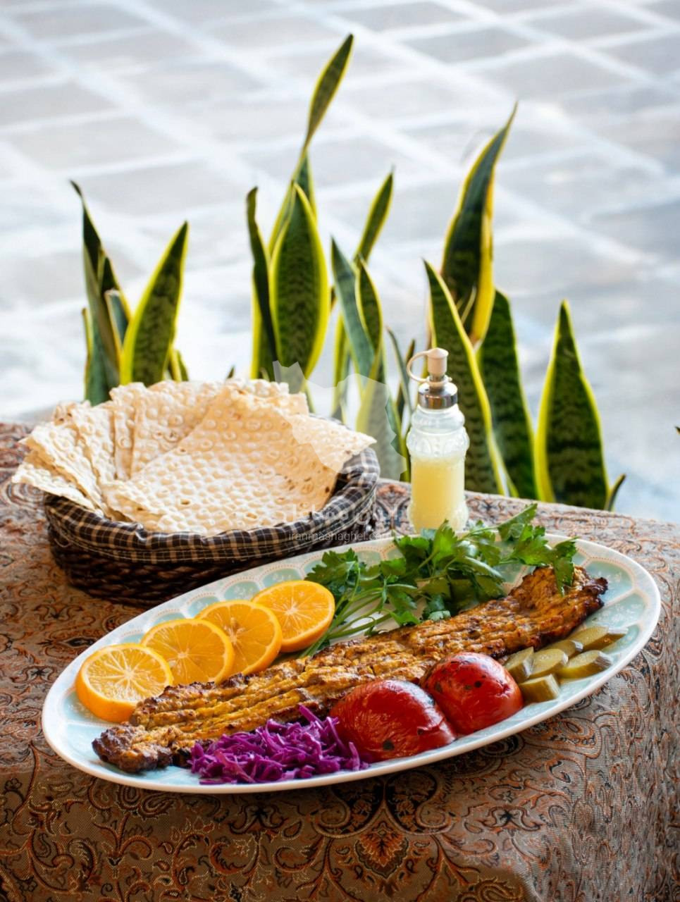 رستوران و کباب سرای زیبا سرا در آذرشهر