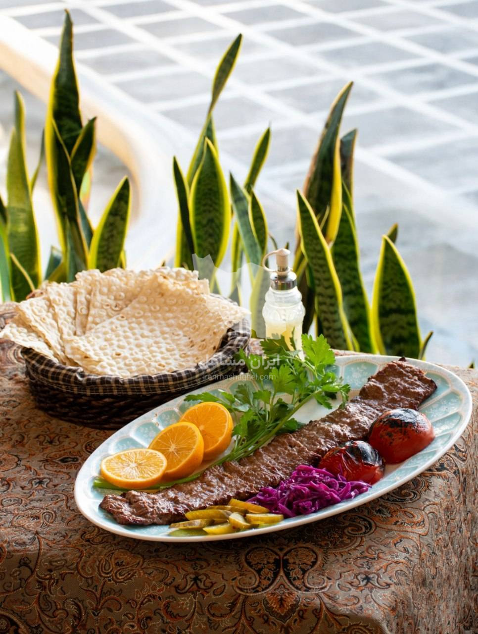 رستوران و کباب سرای زیبا سرا در اسکو
