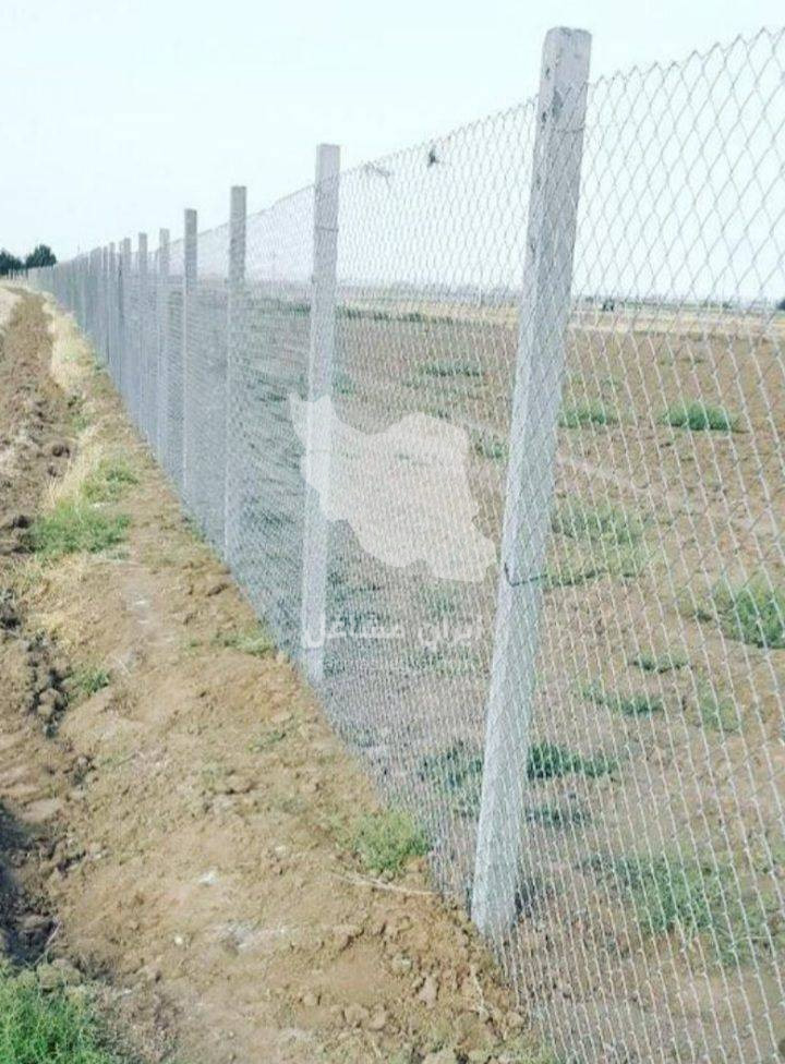 تولید و فروش پایه فنس بتنی و بلوک سبک صانع گستر امید در کرمانشاه