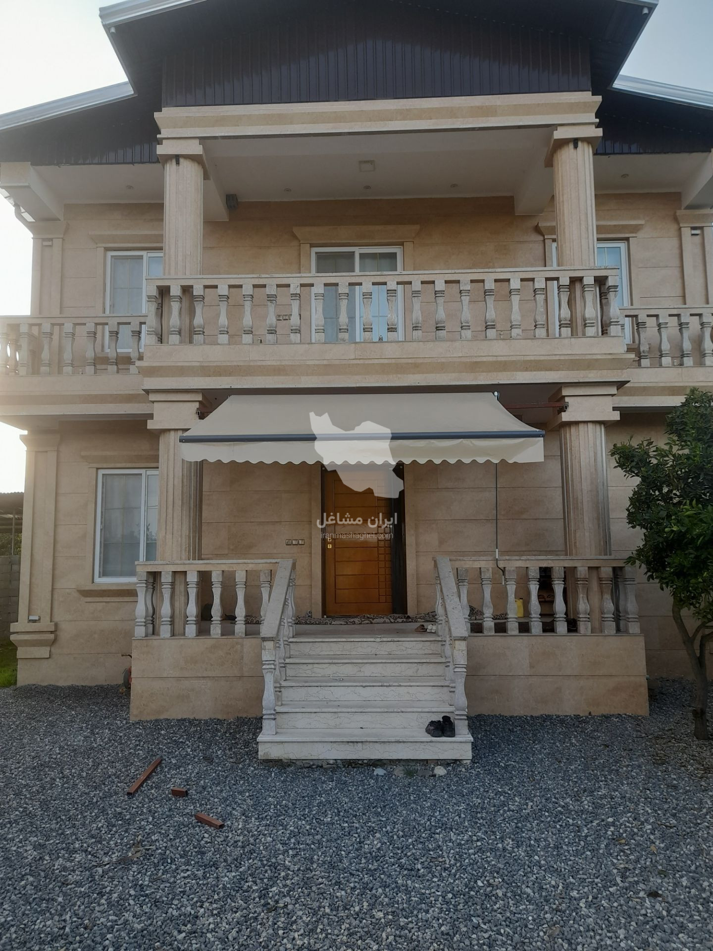 تولیدی سایبان و بارانگیر برقی و فایبرگلاس رضا در فریدونکنار