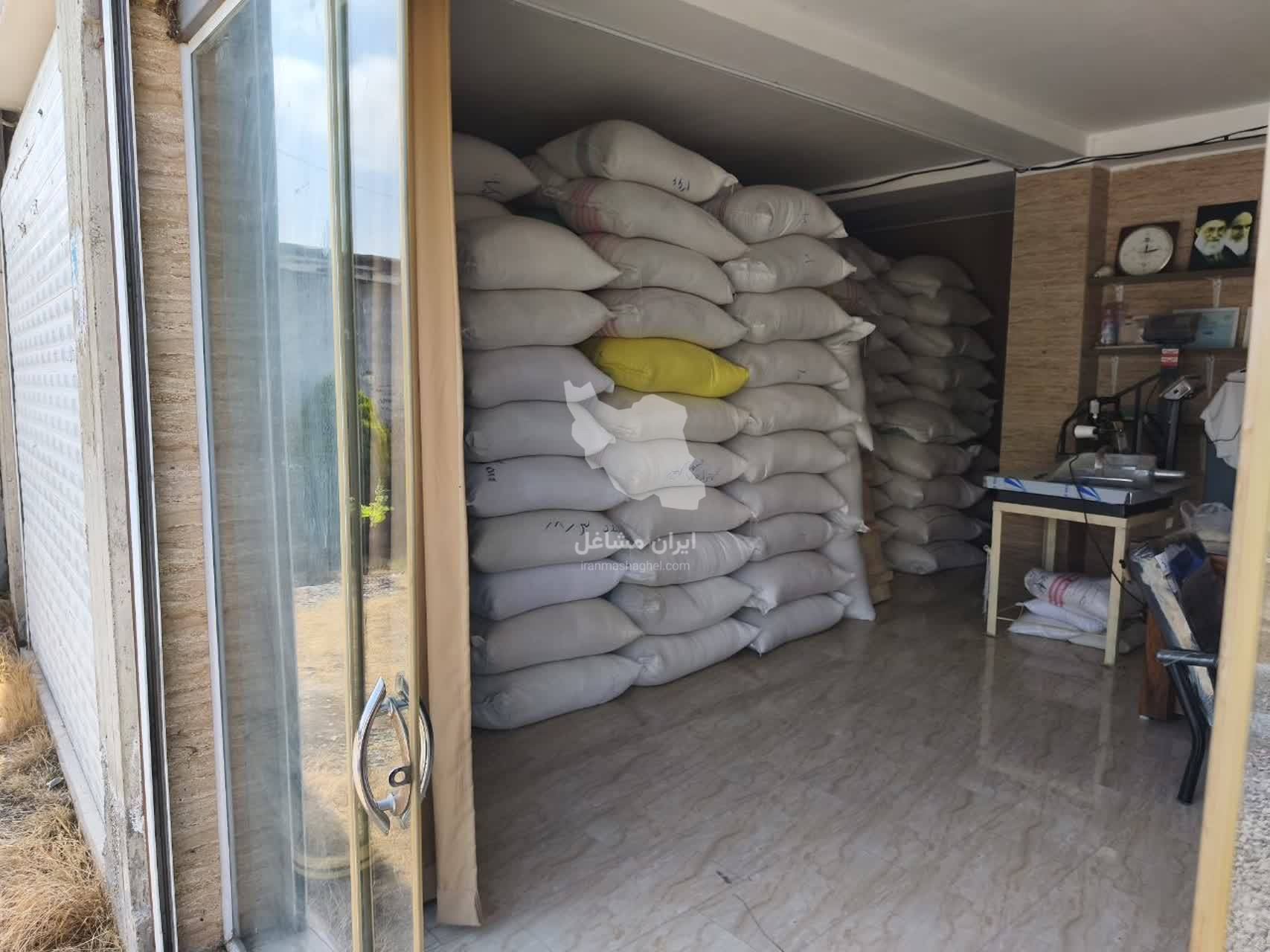 پخش و فروش عمده برنج خوشه های زرین شمال بهمنی در سمنان